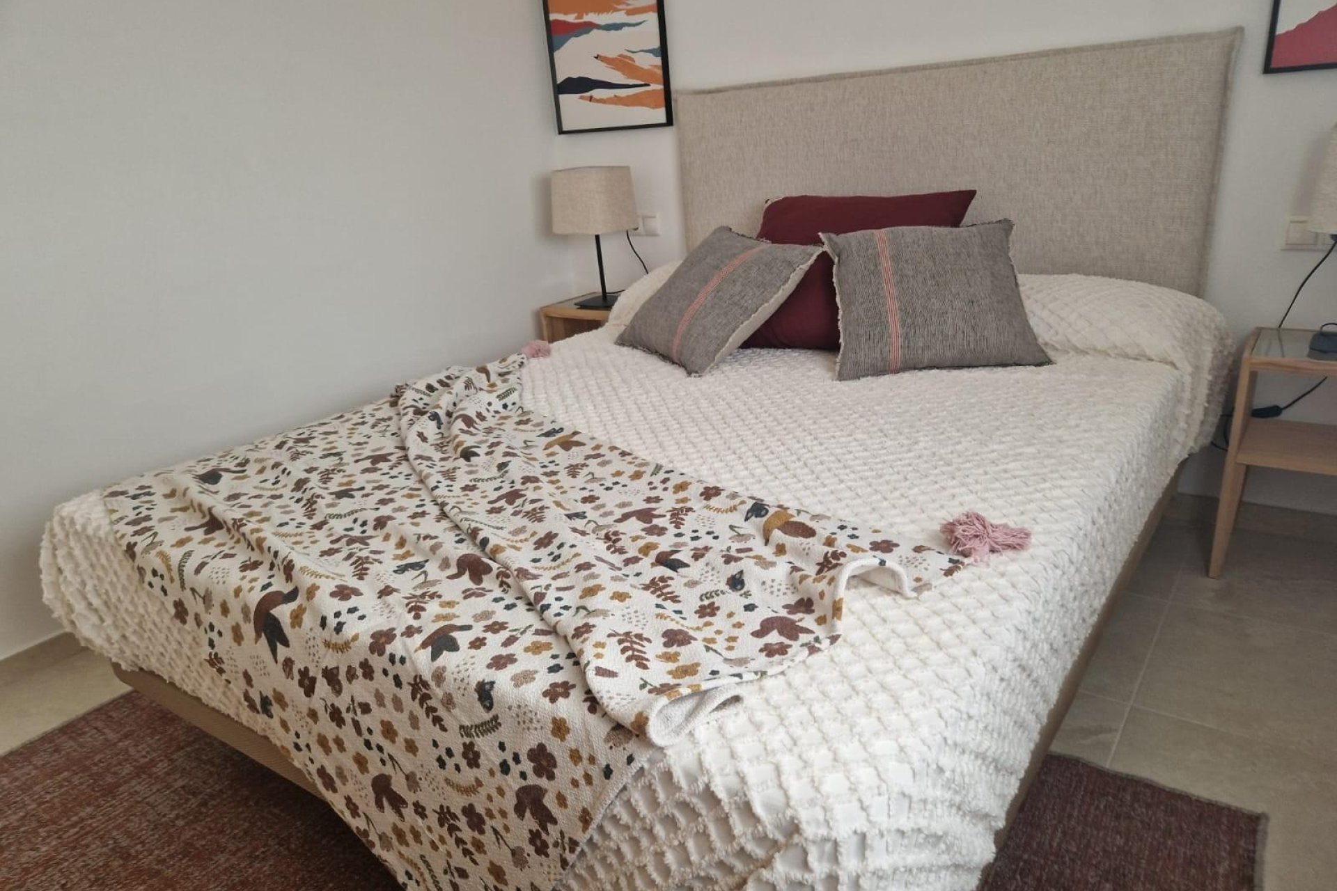 Rynek Pierwotny - Apartament -
Avileses - pueblo