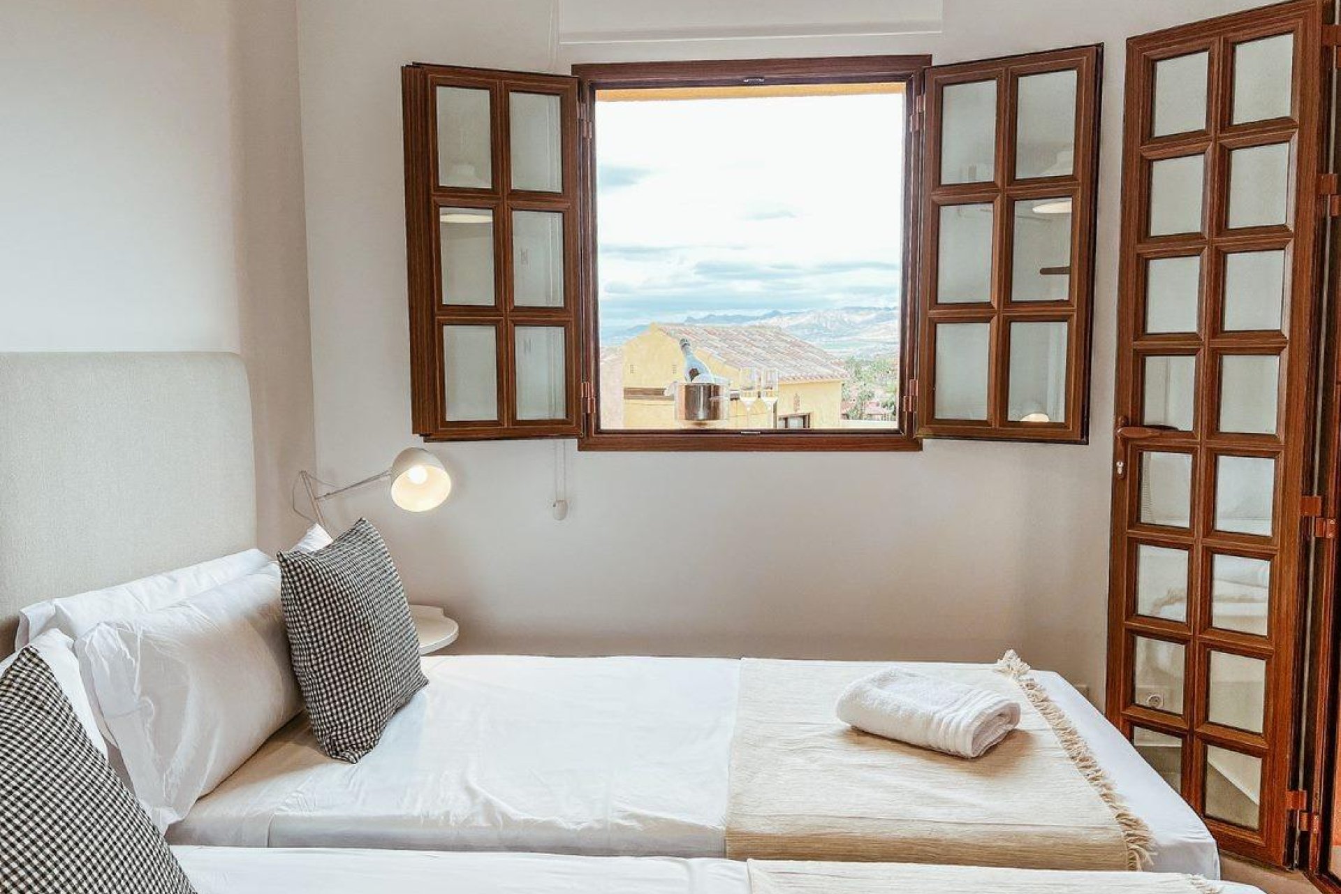 Rynek Pierwotny - Apartament -
Cuevas Del Almanzora - Desert Springs Golf Club