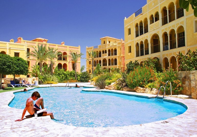 Rynek Pierwotny - Apartament -
Cuevas Del Almanzora - Desert Springs Golf Club