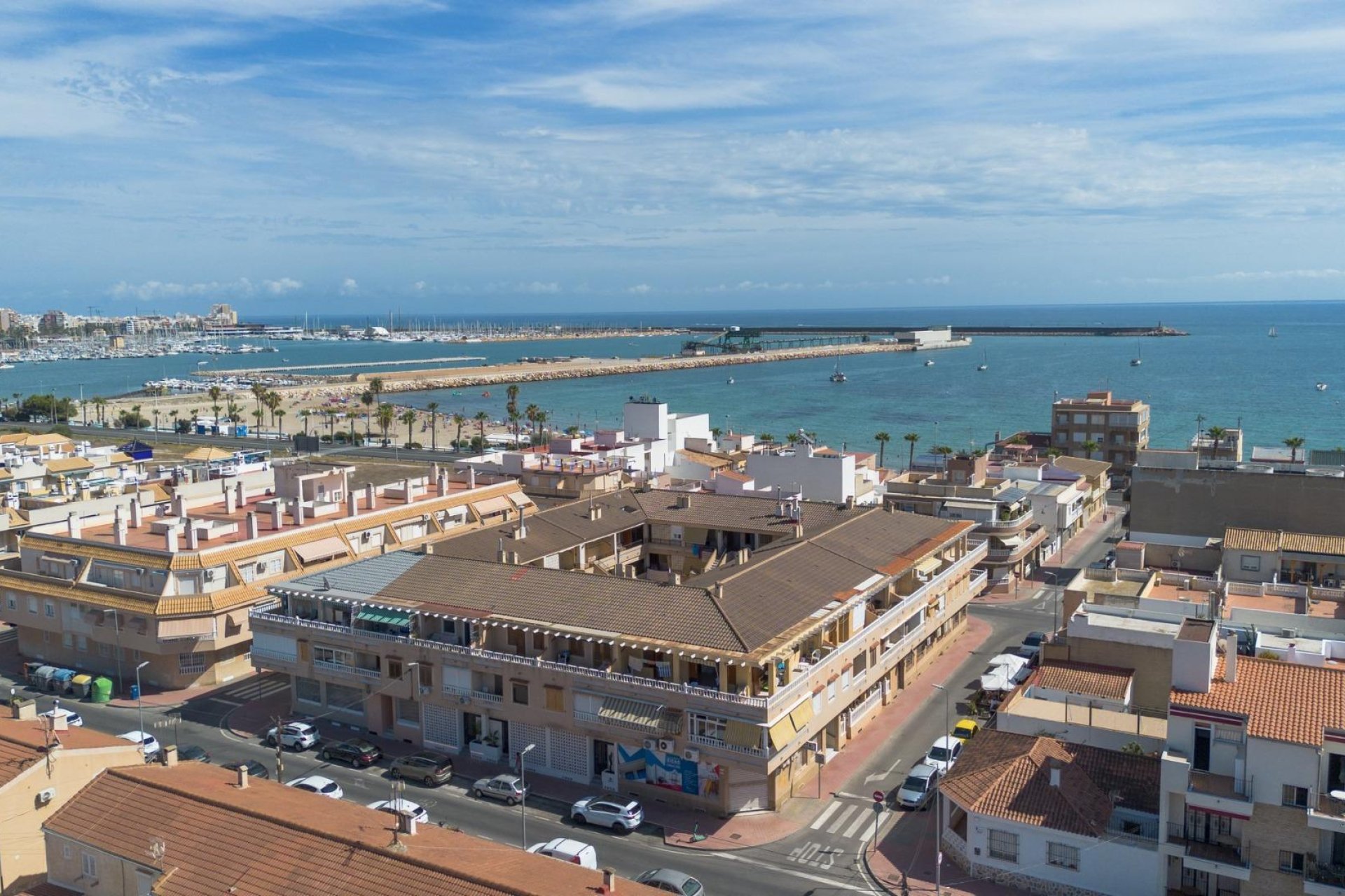 Rynek Pierwotny - Apartament -
Torrevieja - Playa Los Naufragos