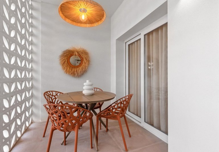 Rynek Pierwotny - Apartament -
Torrevieja - Playa Los Naufragos