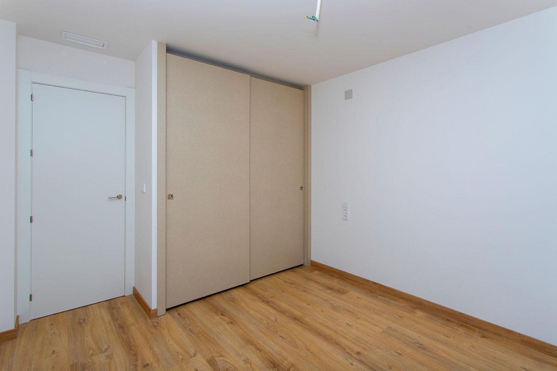 Rynek Pierwotny - Bungalow -
Hondón de las Nieves - El Salero