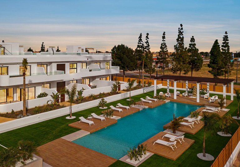 Rynek Pierwotny - Bungalow -
Los Alcázares - La Serena Golf