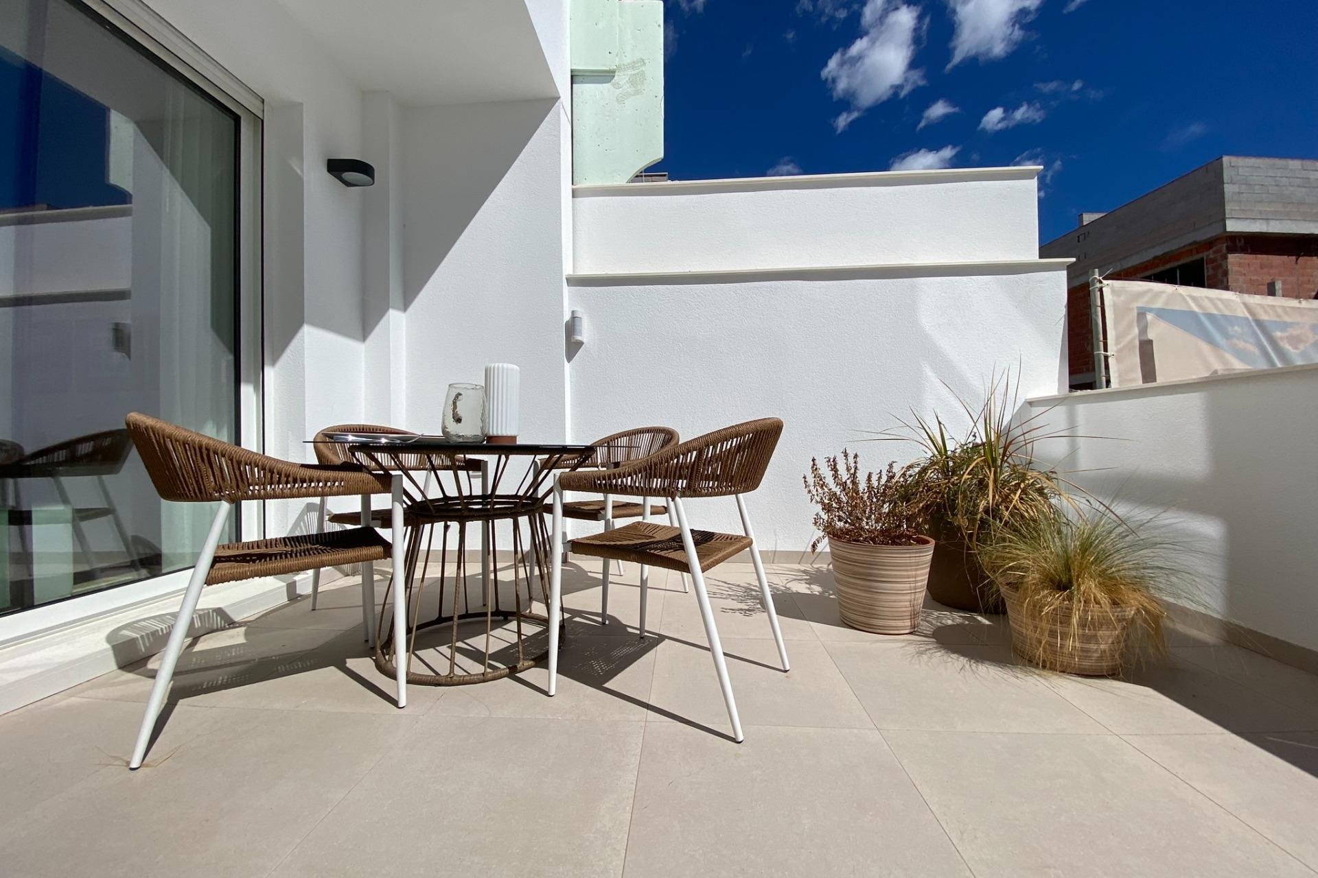 Rynek Pierwotny - Bungalow -
Pilar de la Horadada - pueblo