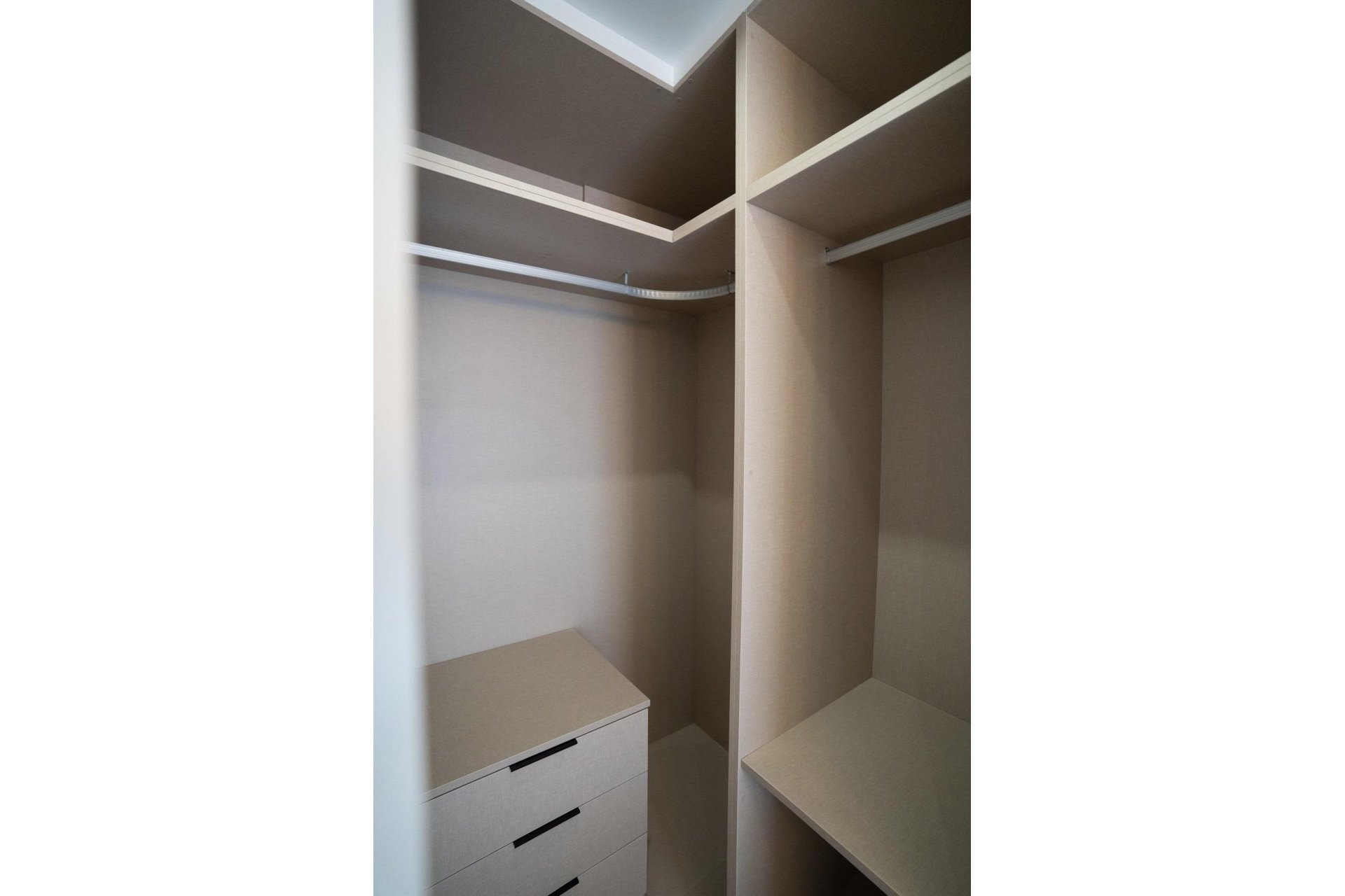 Rynek Pierwotny - Bungalow -
Pilar de la Horadada - pueblo