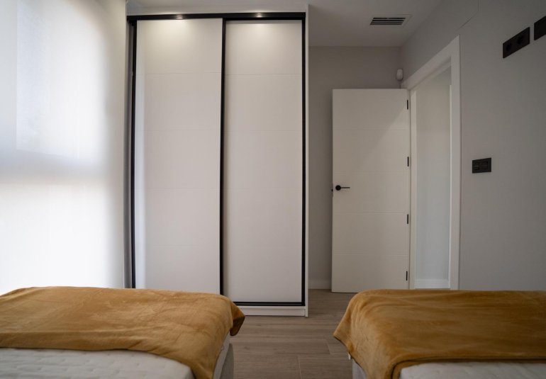 Rynek Pierwotny - Bungalow -
Pilar de la Horadada - pueblo