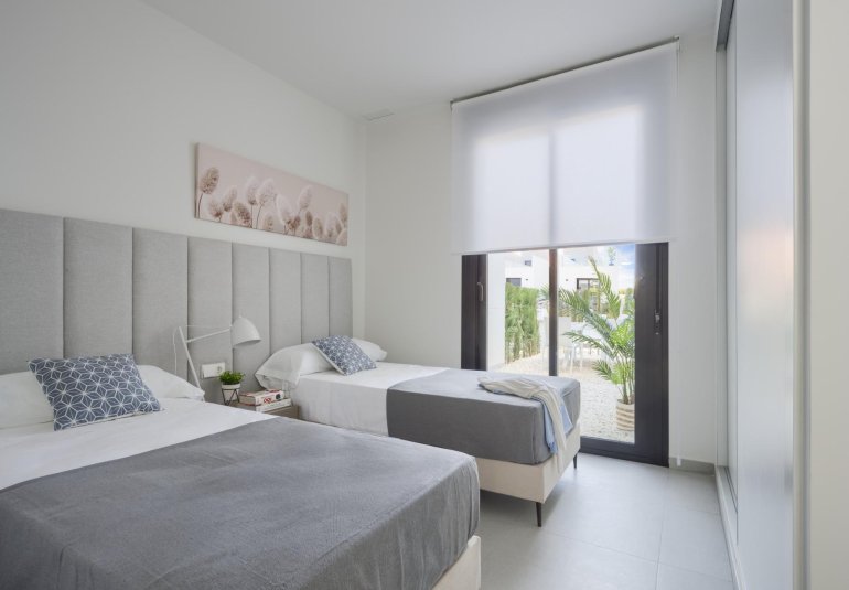 Rynek Pierwotny - Town House -
BAÑOS Y MENDIGO - Altaona Golf