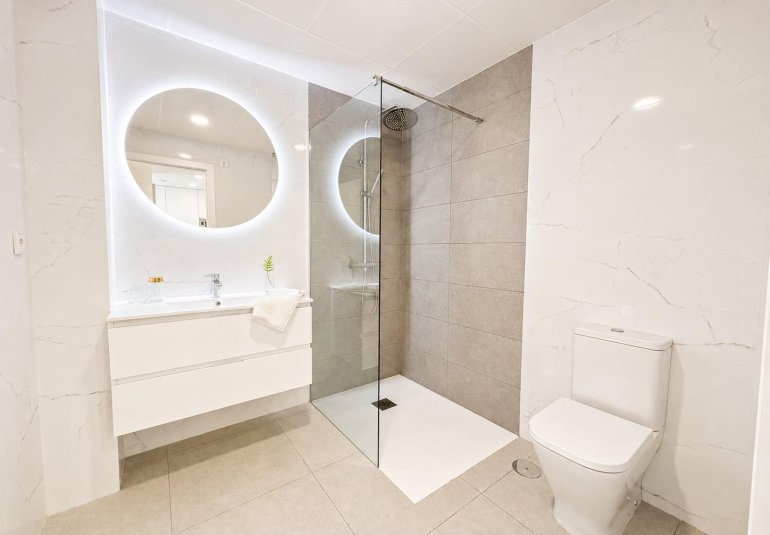Rynek Pierwotny - Town House -
BAÑOS Y MENDIGO - Altaona Golf