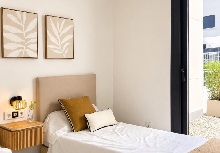 Rynek Pierwotny - Town House -
BAÑOS Y MENDIGO - Altaona Golf