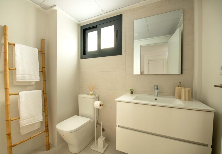 Rynek Pierwotny - Town House -
Cox - San Fernando