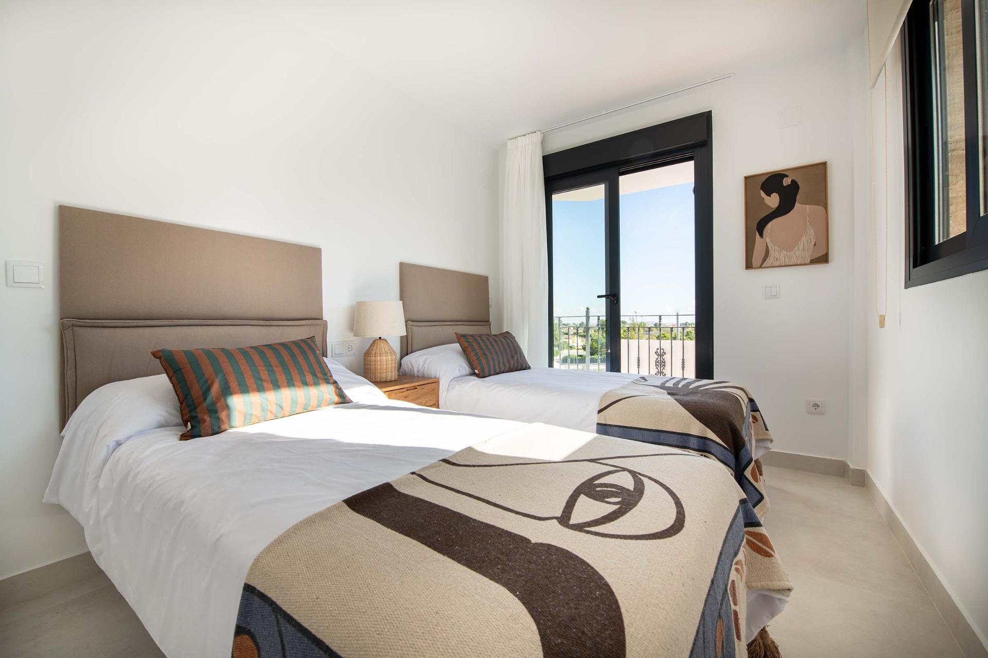 Rynek Pierwotny - Town House -
Cox - San Fernando