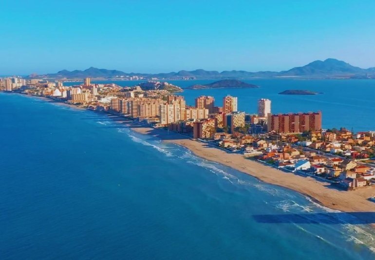 Rynek Pierwotny - Town House -
La Manga