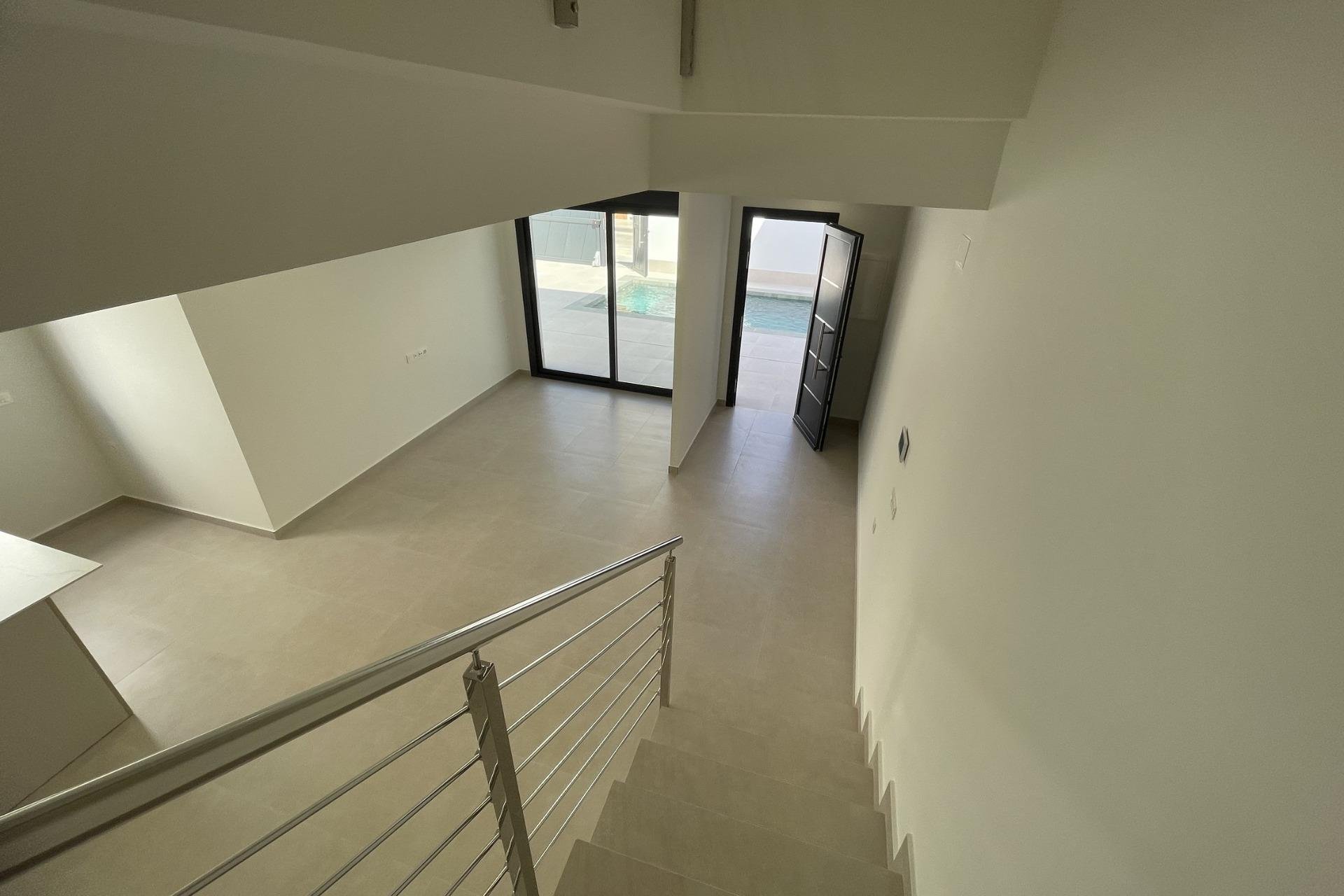 Rynek Pierwotny - Villa -
Almoradí - Heredades