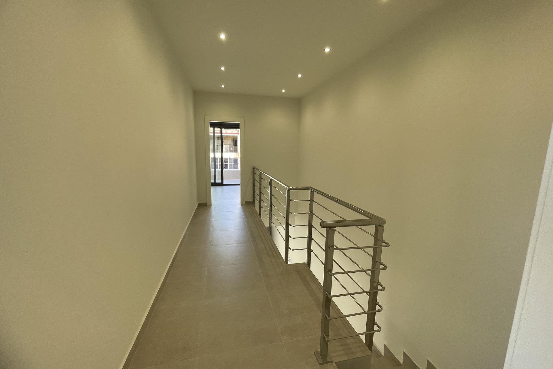 Rynek Pierwotny - Villa -
Almoradí - Heredades