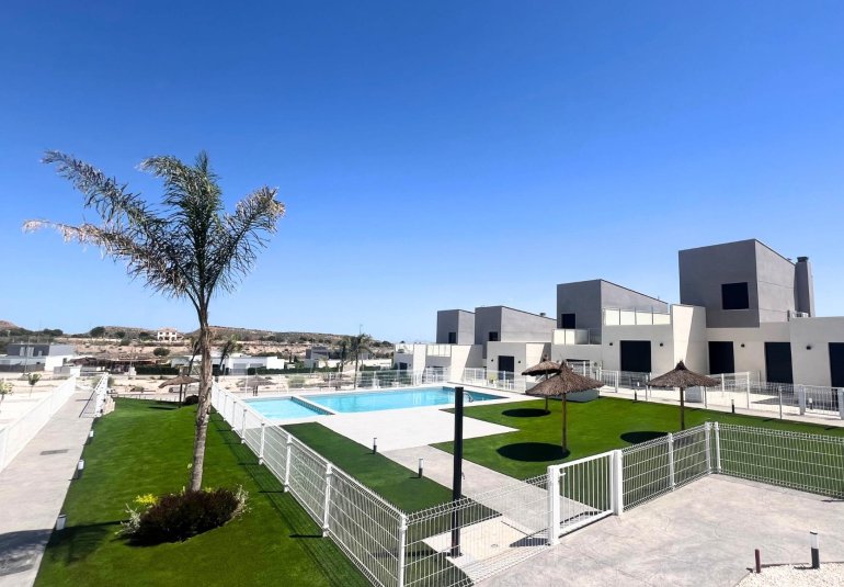 Rynek Pierwotny - Villa -
BAÑOS Y MENDIGO - Altaona Golf