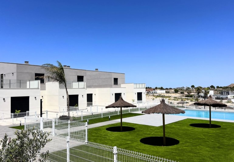 Rynek Pierwotny - Villa -
BAÑOS Y MENDIGO - Altaona Golf