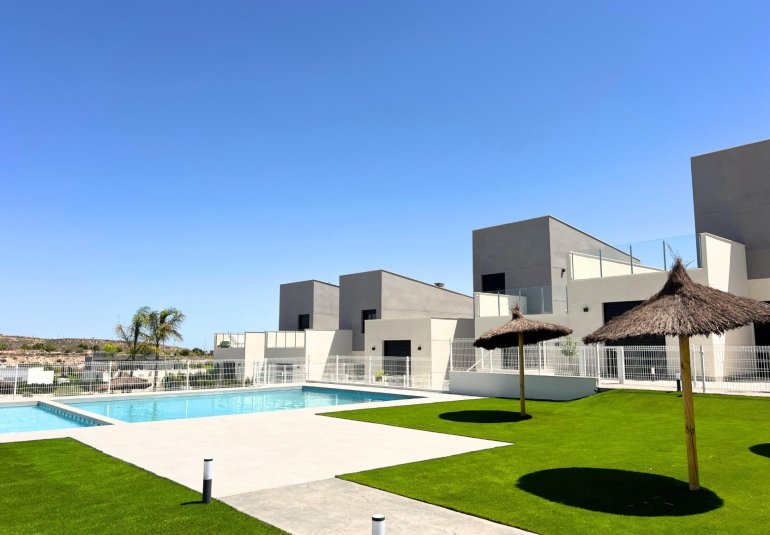 Rynek Pierwotny - Villa -
BAÑOS Y MENDIGO - Altaona Golf