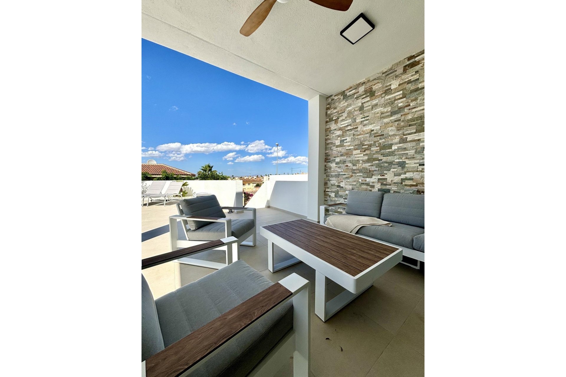 Rynek Pierwotny - Villa -
Benijofar - Pueblo