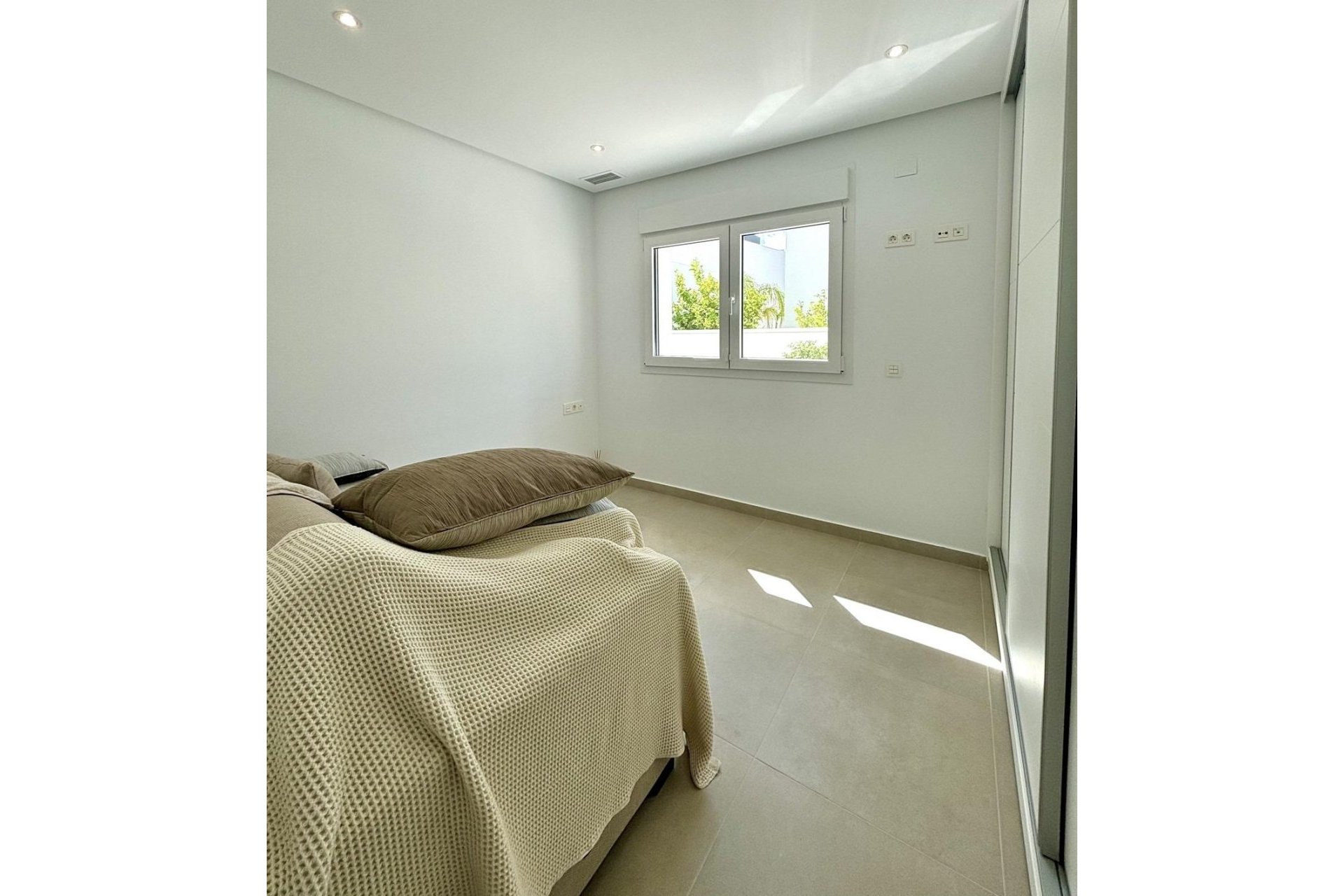 Rynek Pierwotny - Villa -
Benijofar - Pueblo