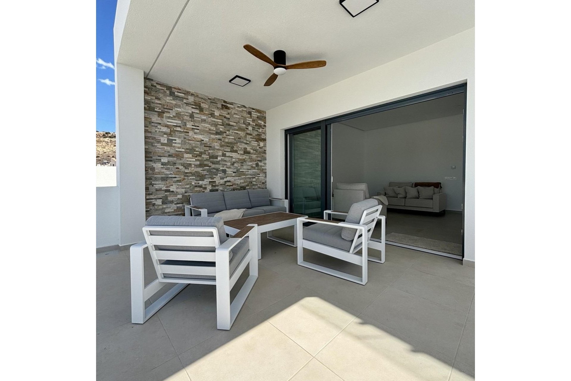 Rynek Pierwotny - Villa -
Benijofar - Pueblo