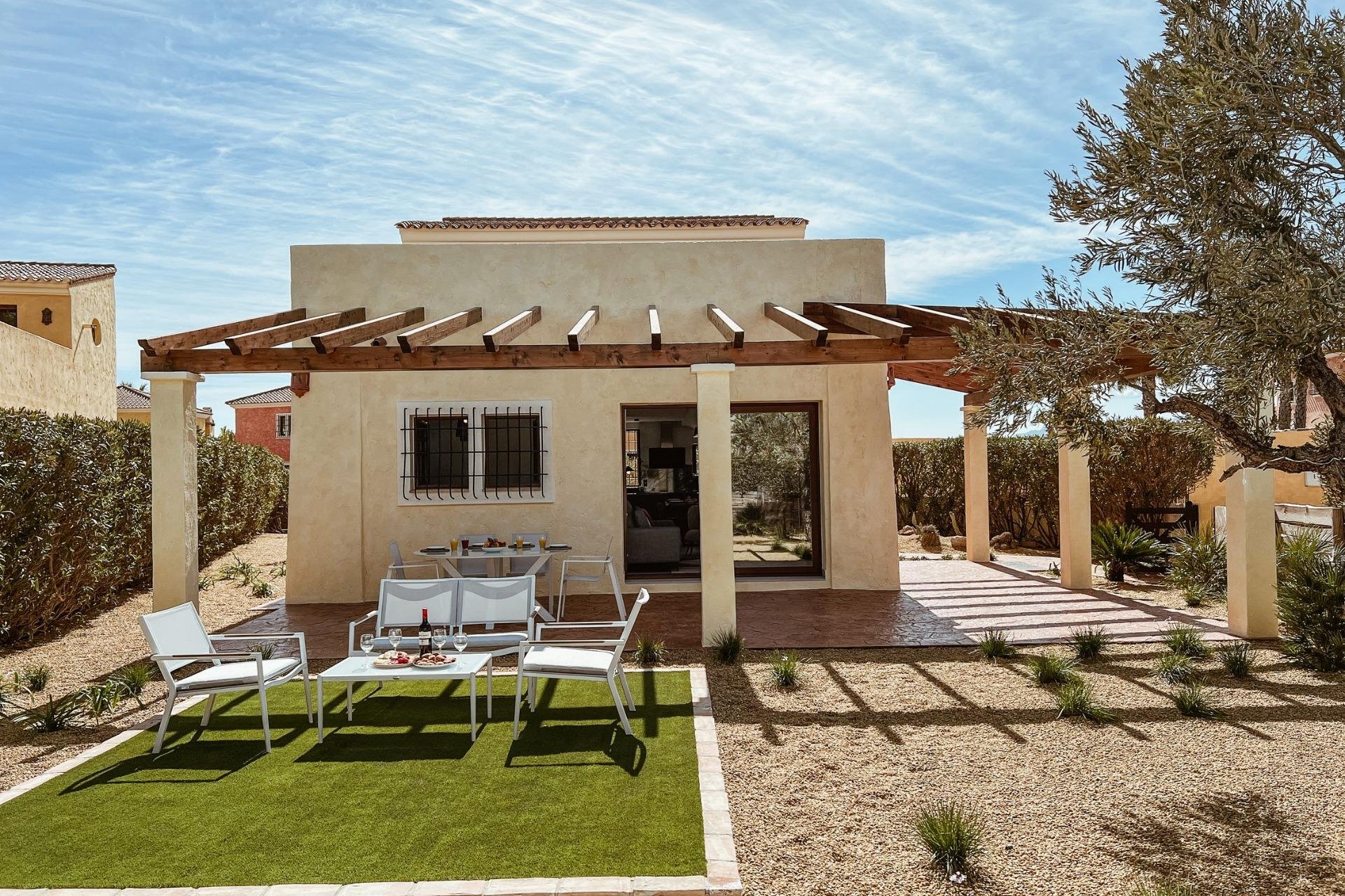 Rynek Pierwotny - Villa -
Cuevas Del Almanzora - Desert Springs Golf Club