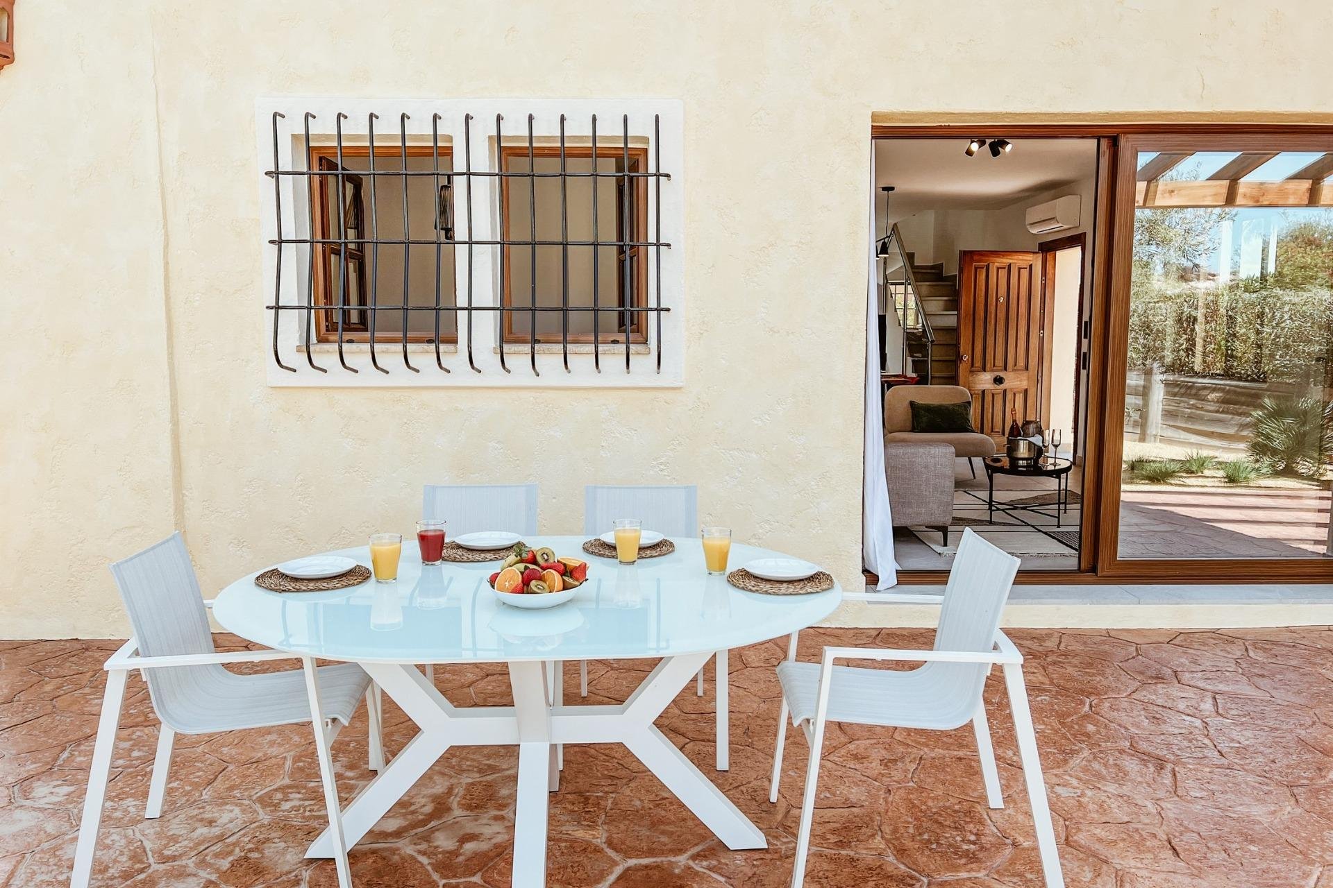 Rynek Pierwotny - Villa -
Cuevas Del Almanzora - Desert Springs Golf Club