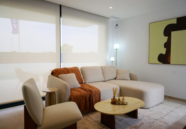 Rynek Pierwotny - Villa -
Dolores - polideportivo