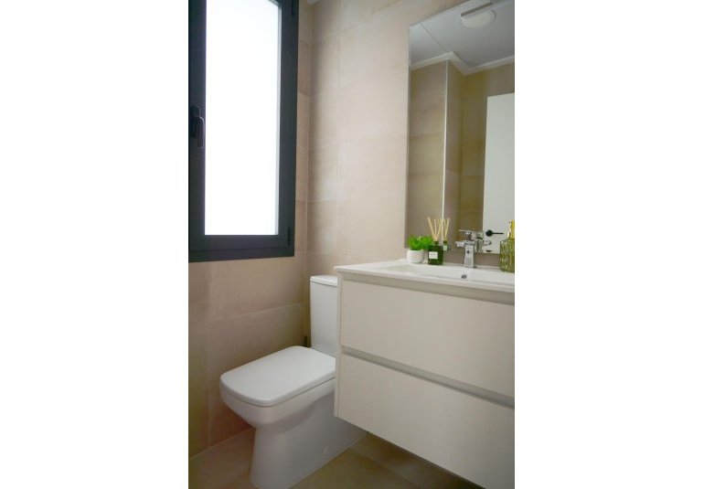 Rynek Pierwotny - Villa -
Dolores - polideportivo