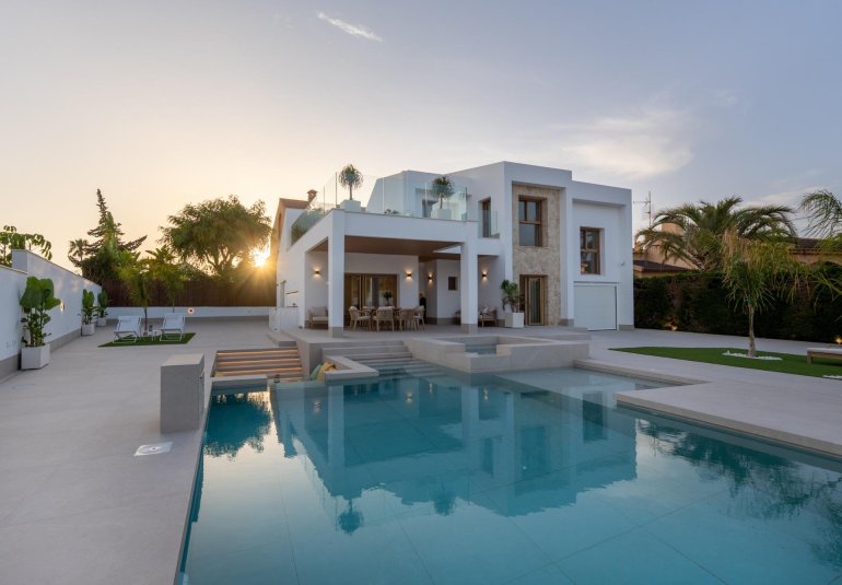 Rynek Pierwotny - Villa -
Orihuela Costa - Campoamor