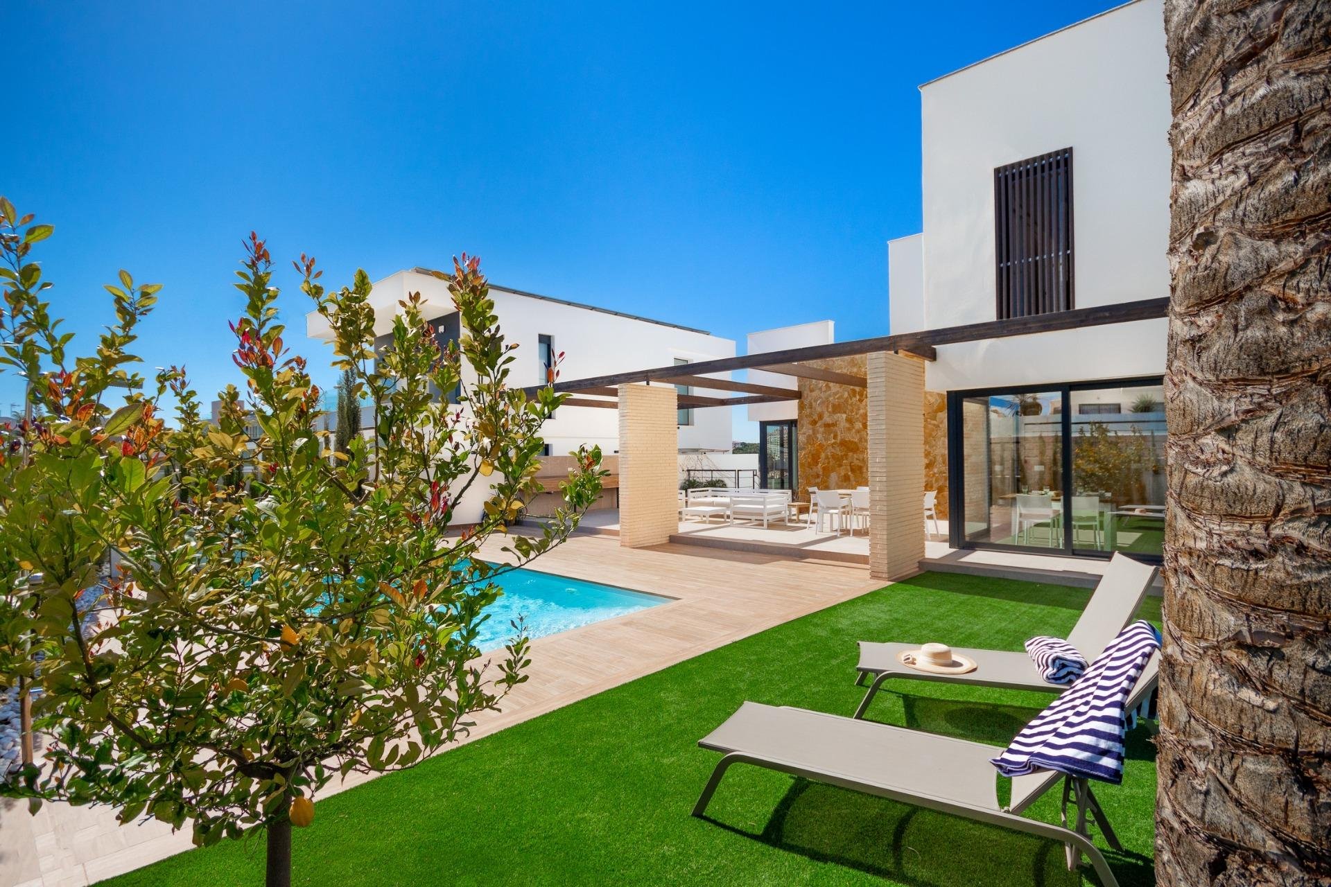 Rynek Pierwotny - Villa -
Orihuela Costa - Campoamor