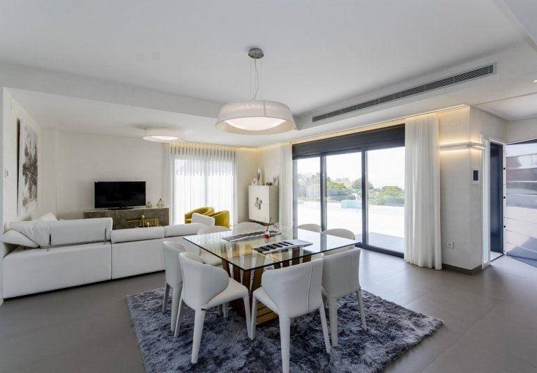Rynek Pierwotny - Villa -
Orihuela Costa - Campoamor