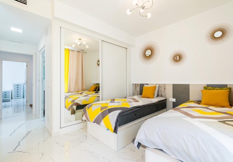 Rynek Pierwotny - Villa -
Orihuela Costa - PAU 26