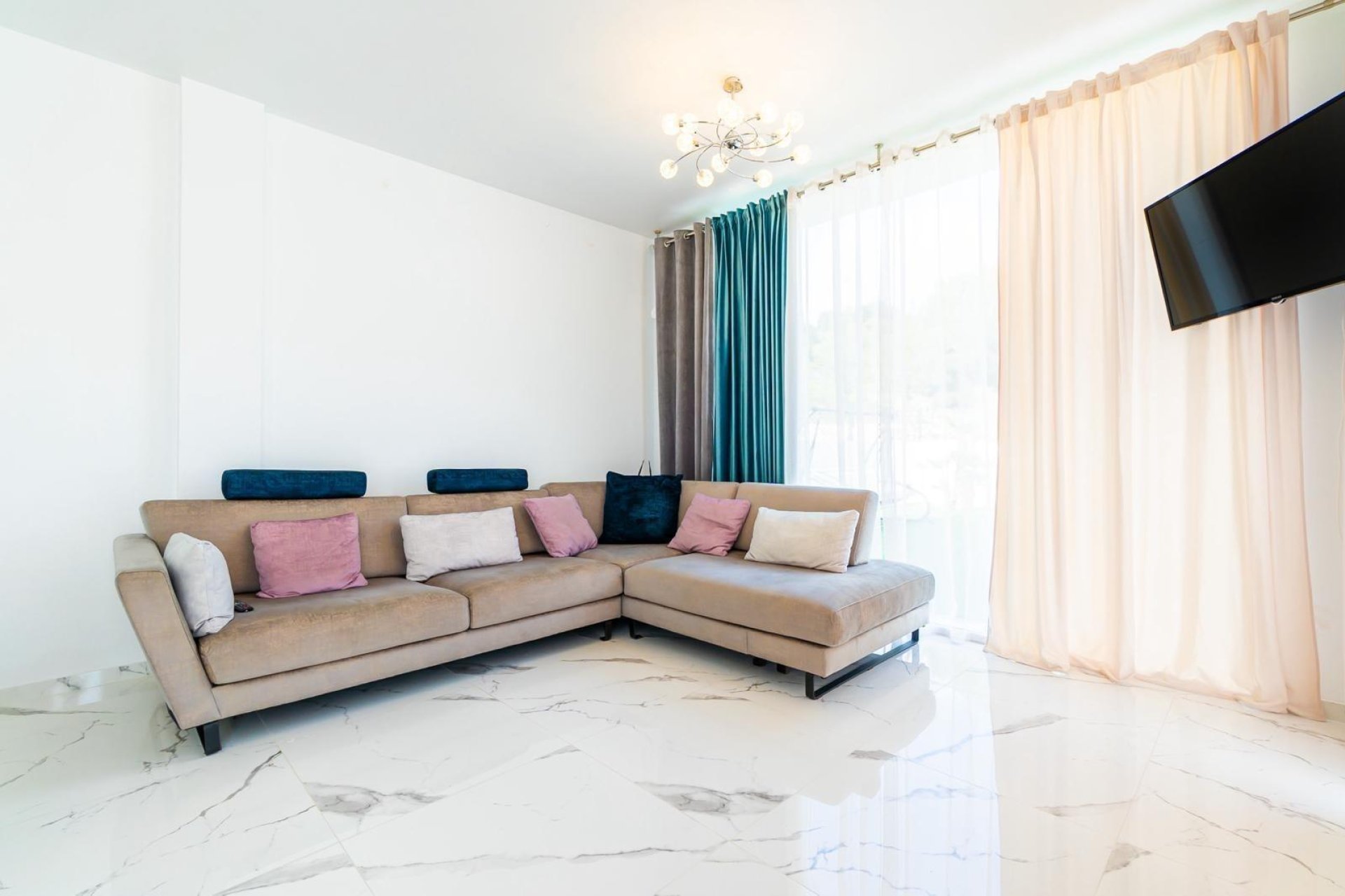 Rynek Pierwotny - Villa -
Orihuela Costa - PAU 26