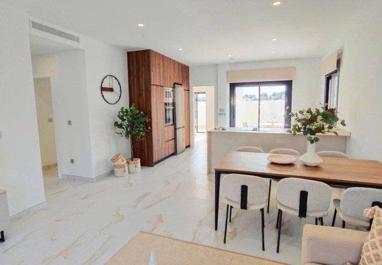 Rynek Pierwotny - Villa -
Pilar de la Horadada - Pinar de Campoverde