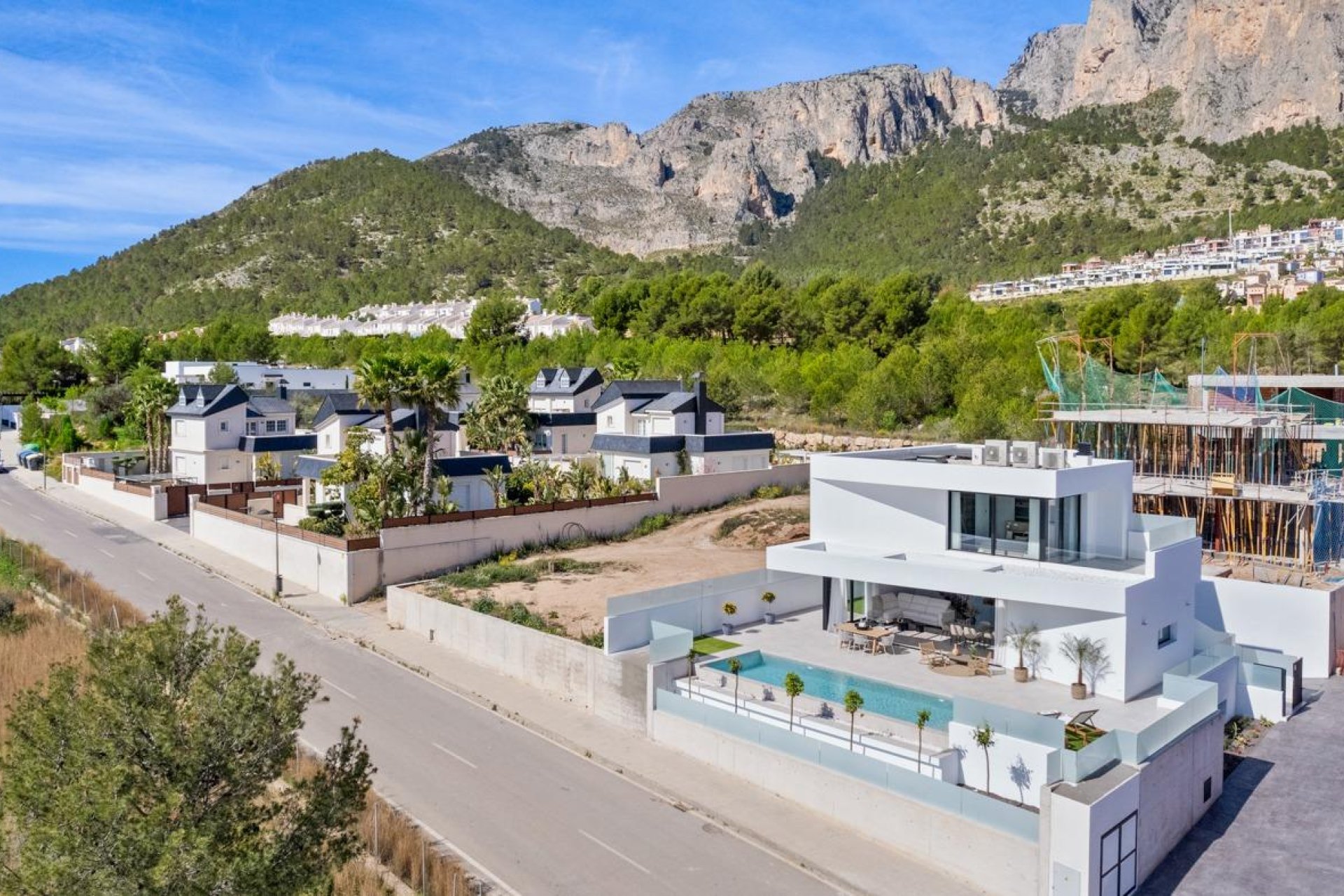 Rynek Pierwotny - Villa -
Polop - Urbanizaciones