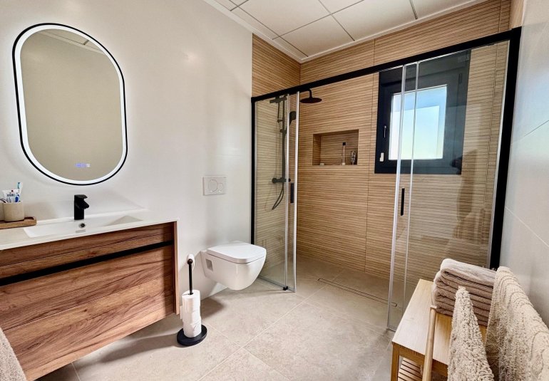 Rynek Pierwotny - Villa -
Rafal - polideportivo