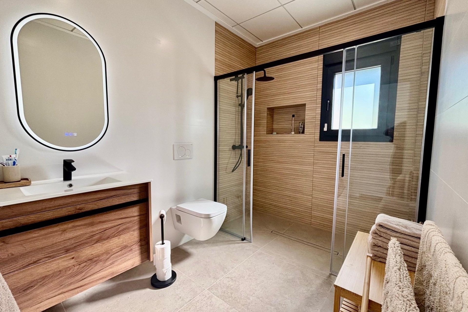 Rynek Pierwotny - Villa -
Rafal - polideportivo