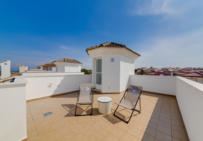 Rynek Pierwotny - Villa -
San Fulgencio - El Oasis