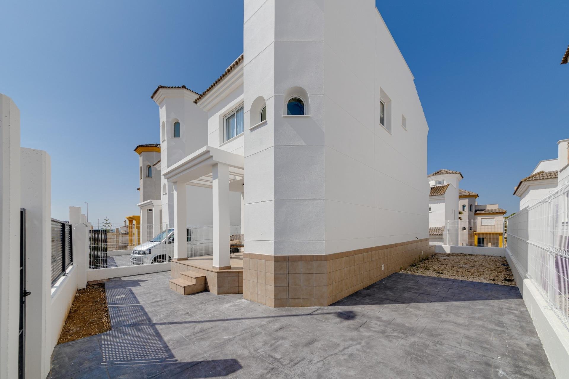Rynek Pierwotny - Villa -
San Fulgencio - El Oasis