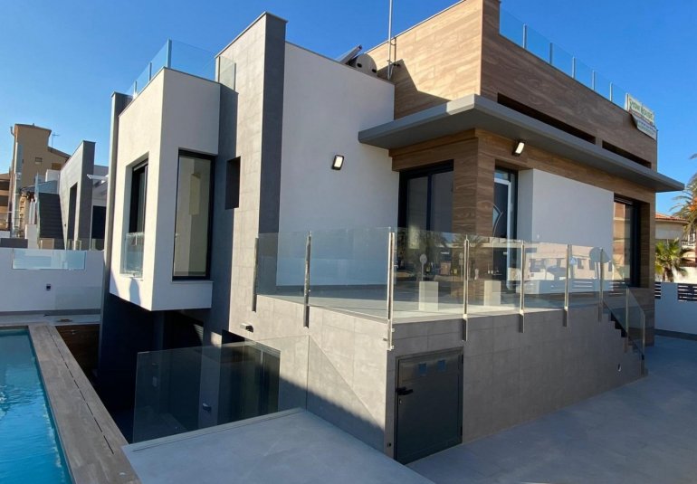 Rynek Pierwotny - Villa -
Torrevieja - La Mata