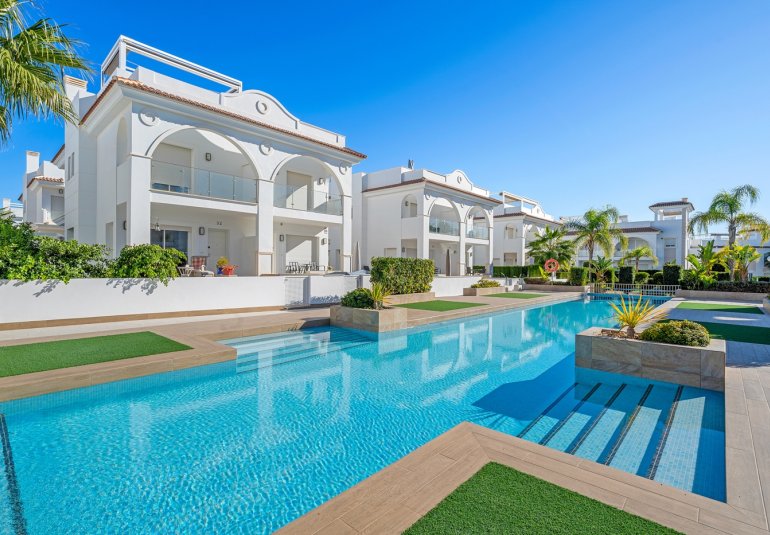 Rynek Wtórny - Adosado -
Ciudad Quesada - Rojales - Doña pepa