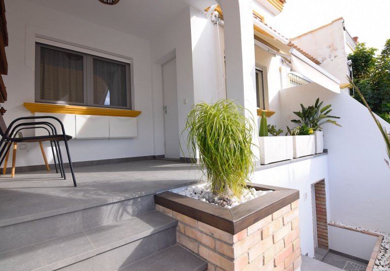 Rynek Wtórny - Adosado -
Orihuela Costa - La Florida