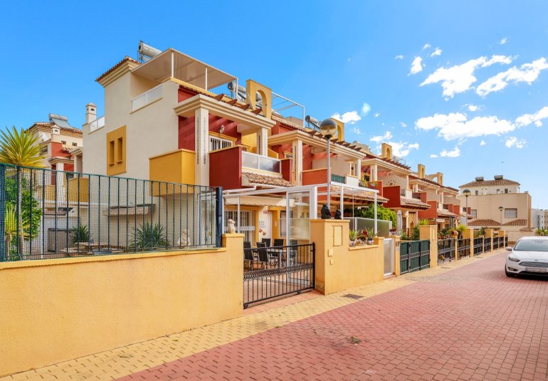 Rynek Wtórny - Adosado -
Orihuela Costa - Villamartín
