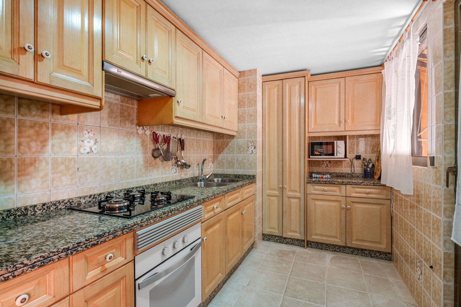 Rynek Wtórny - Apartament -
Arenales del Sol - Segunda linea playa