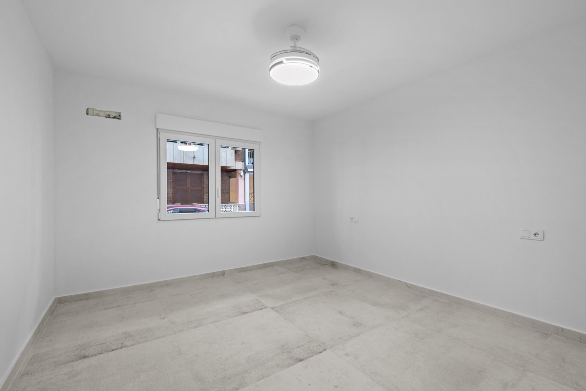 Rynek Wtórny - Apartament -
Torrevieja - Playa del Acequión