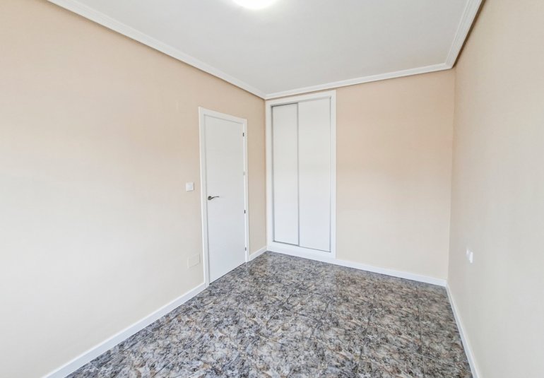 Rynek Wtórny - Bungalow -
Orihuela Costa