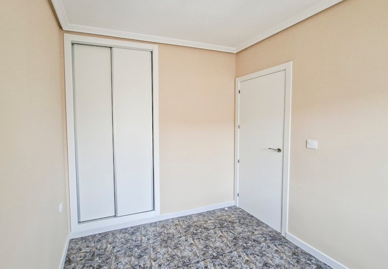 Rynek Wtórny - Bungalow -
Orihuela Costa