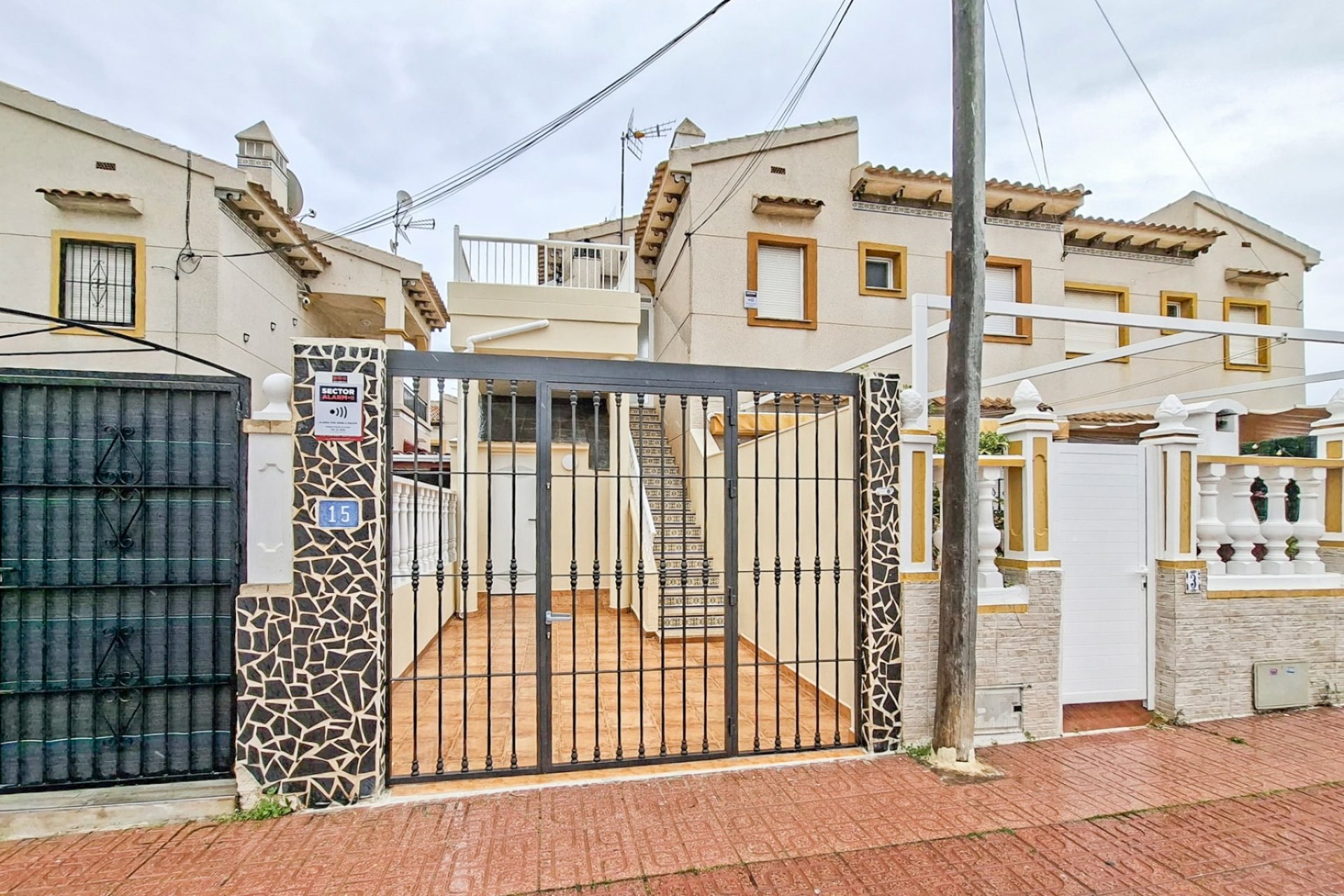 Rynek Wtórny - Bungalow -
Orihuela Costa
