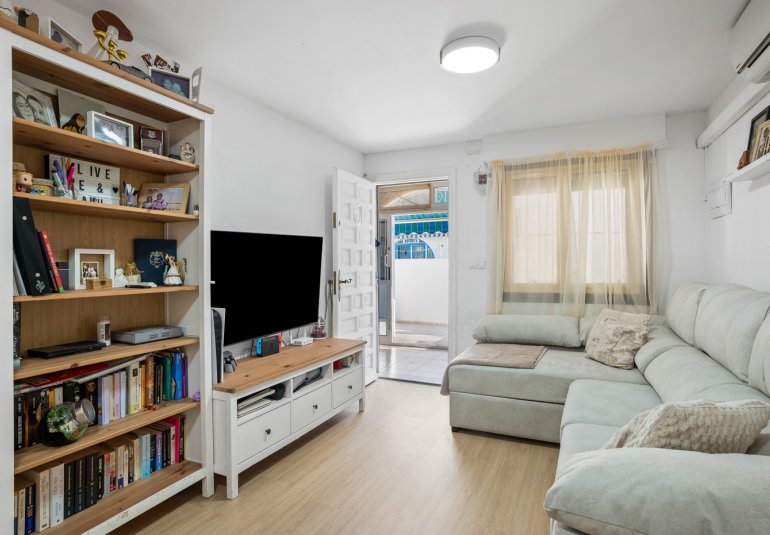 Rynek Wtórny - Bungalow -
Torrevieja - La Siesta