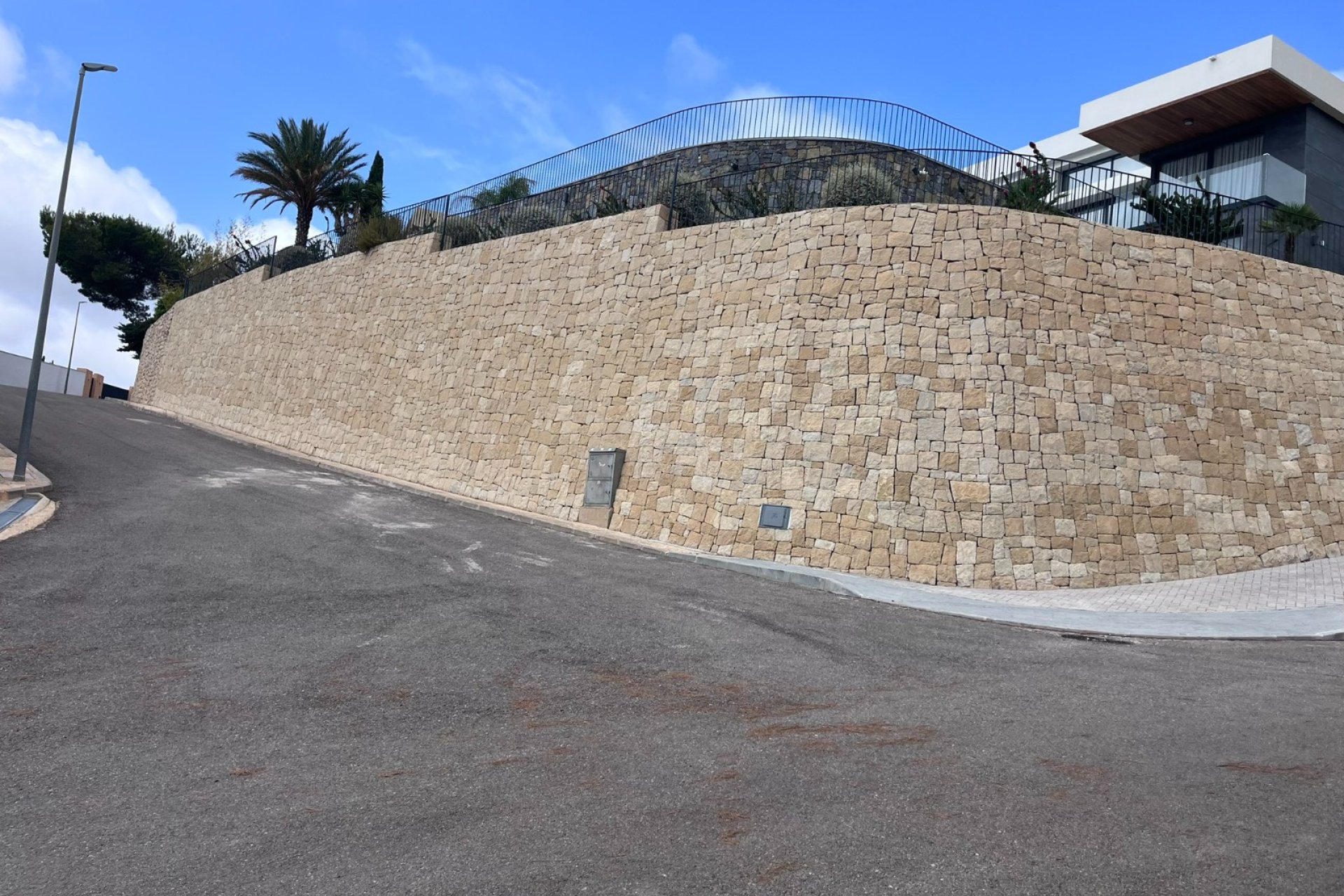Rynek Wtórny - Działka -
Altea - Sierra de Altea